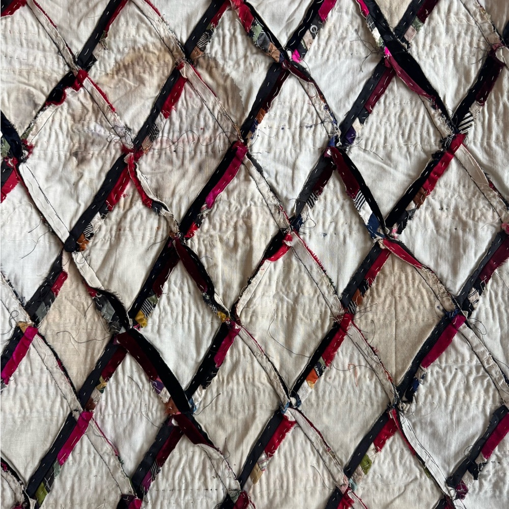 Colorful Geometric Patterned Quilt - Picture 4 of 4